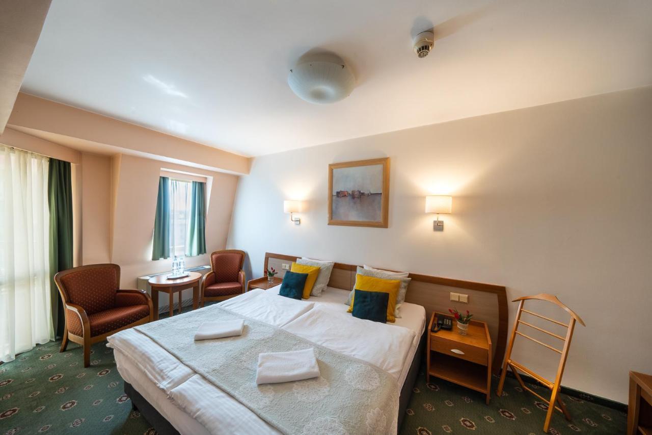 Hotel Secesja Krasków Eksteriør bilde